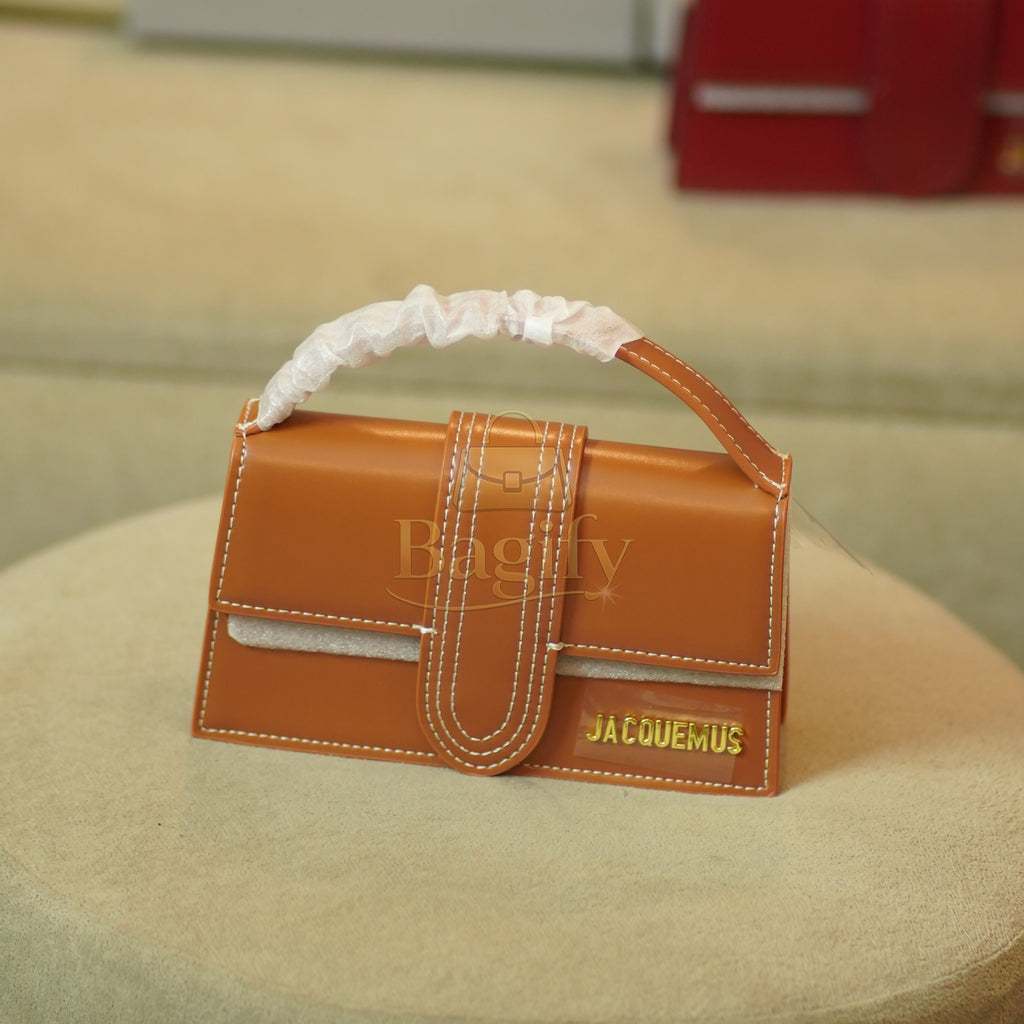 Jacquemus Le Bambino leather bag